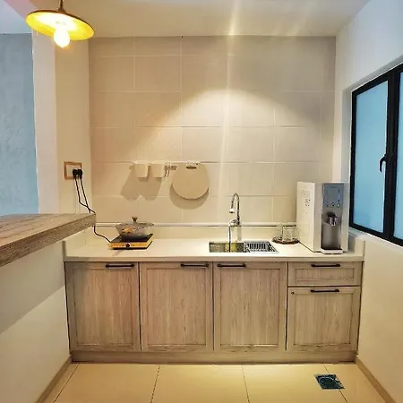 One Life Four Season Waterpark Guest House Manhattan Condominium Ipoh Exterior photo