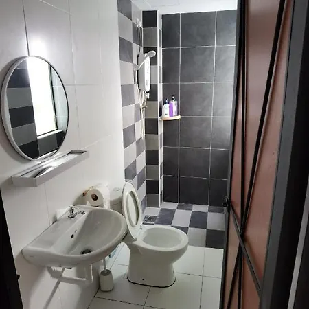 One Life Four Season Waterpark Guest House Manhattan Condominium Ipoh Exterior photo