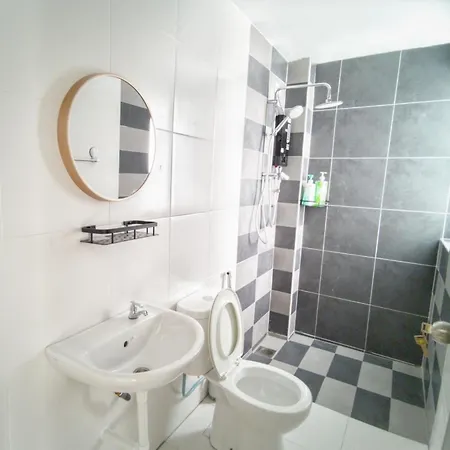 One Life Four Season Waterpark Guest House Manhattan Condominium Ipoh Exterior photo