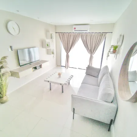 One Life Four Season Waterpark Guest House Manhattan Condominium Ipoh Exterior photo