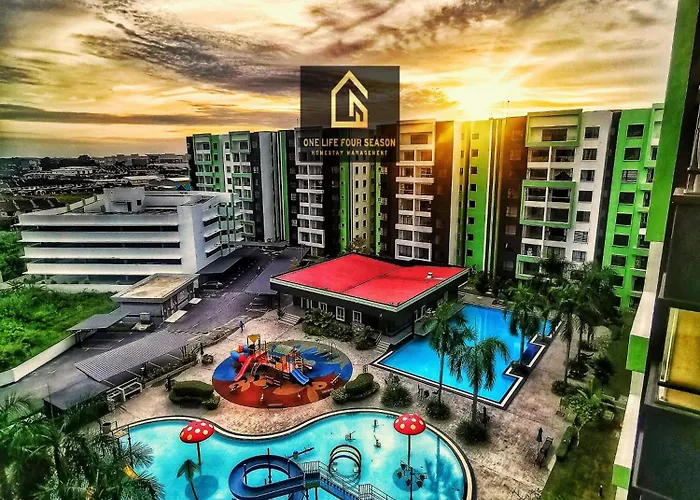 One Life Four Season Waterpark Guest House Manhattan Condominium
