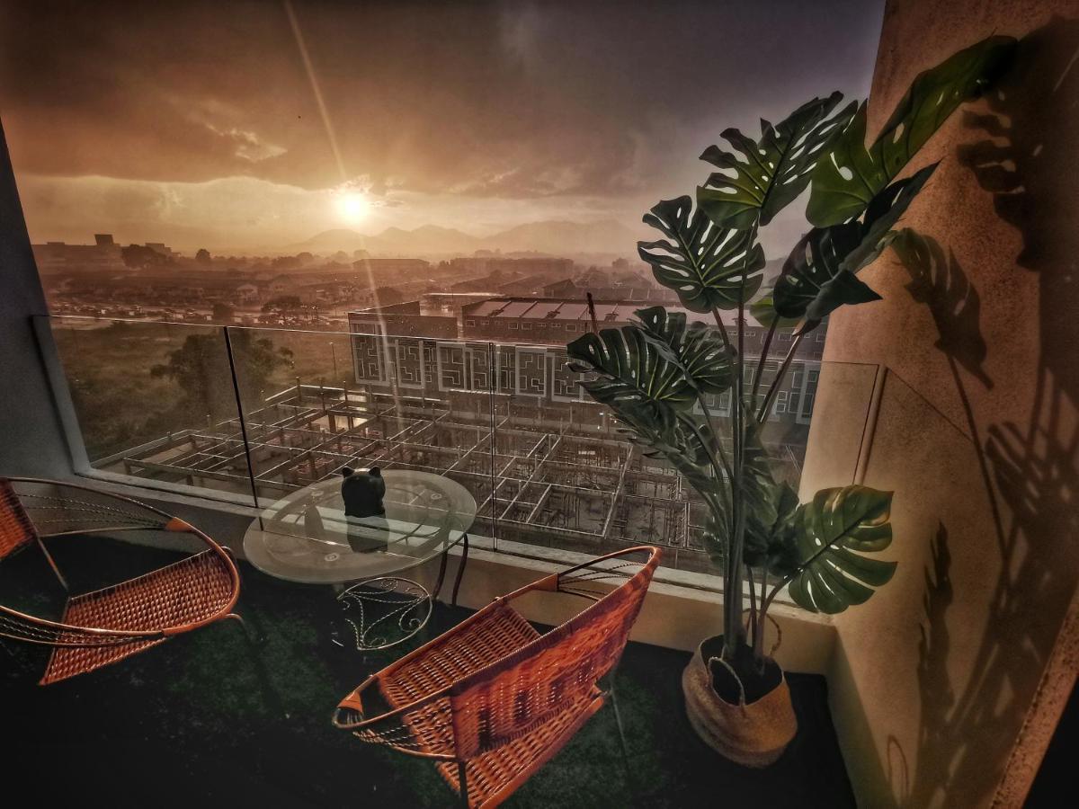 One Life Four Season Waterpark Manhattan Apartment Ipoh