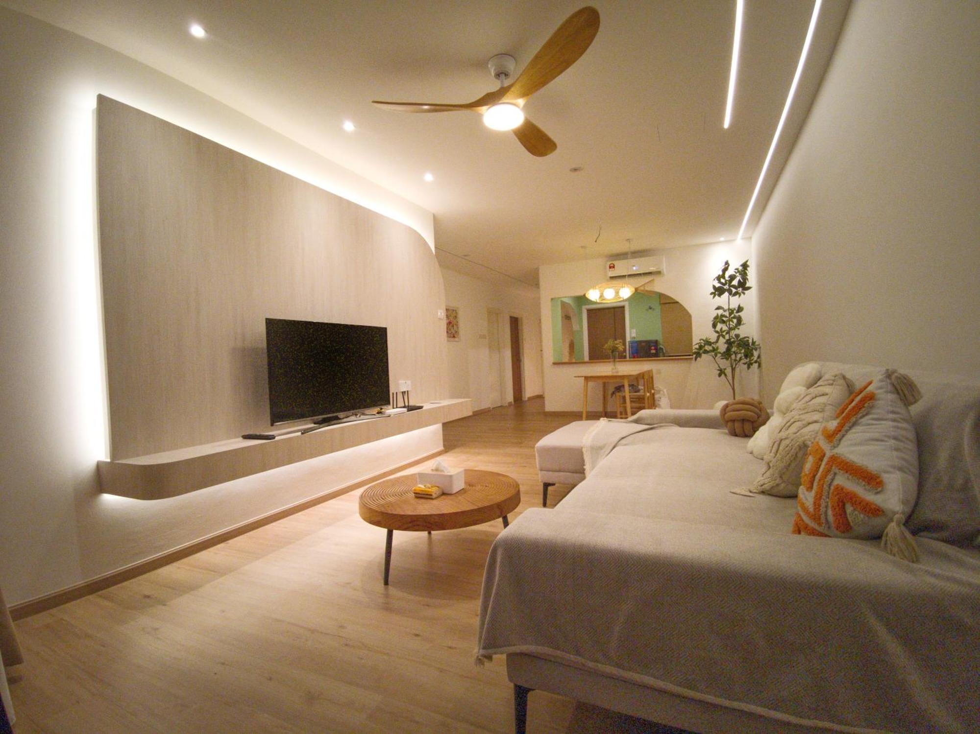 One Life Four Season Waterpark Manhattan *